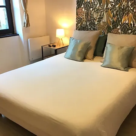 Cosy 1 *